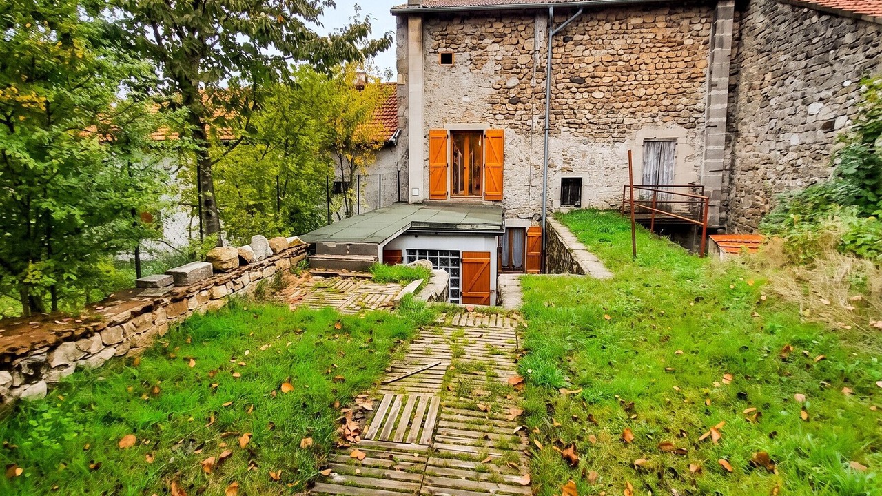 Photo of Outdoor in Chambon-le-Chateau