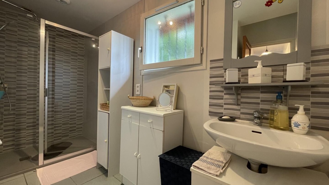 Photo of Bathroom in Cambo-les-Bains