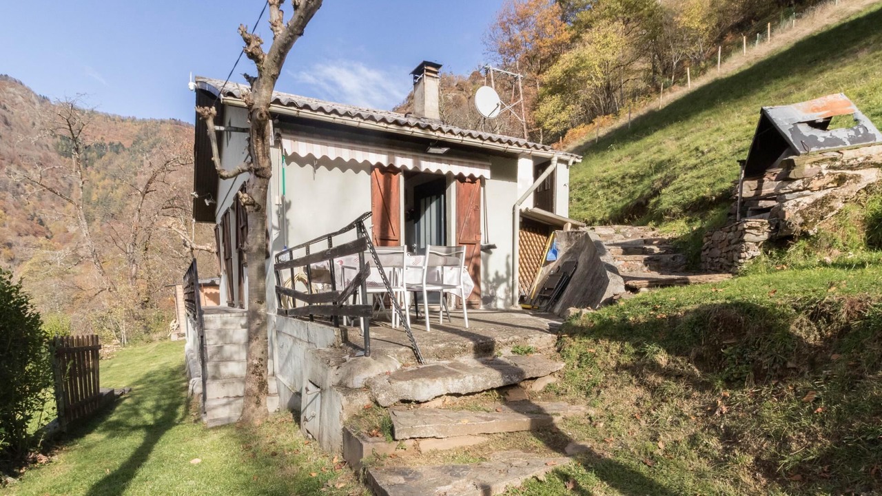 Photo of Outdoor in Melles