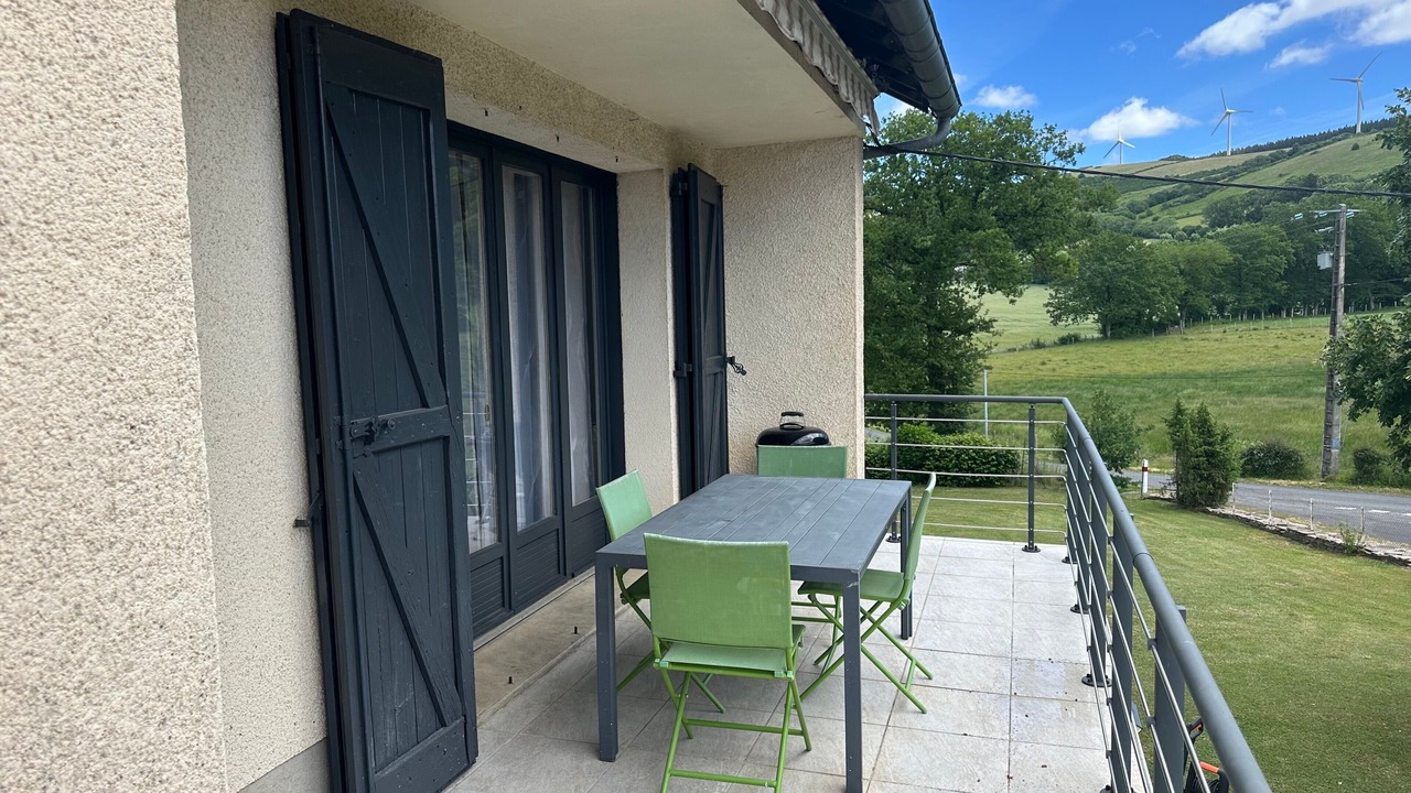 Photo of Outdoor in Salles-Curan