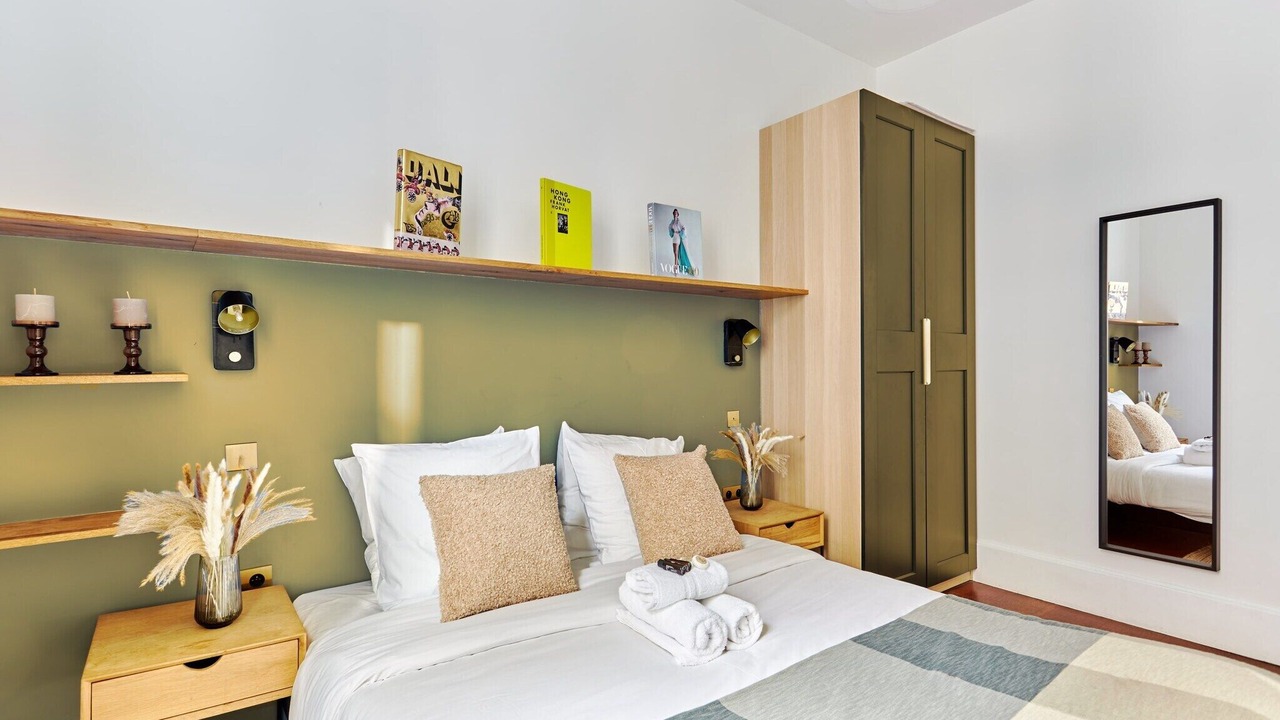 Photo of Bedroom in 2nd Arrondissement