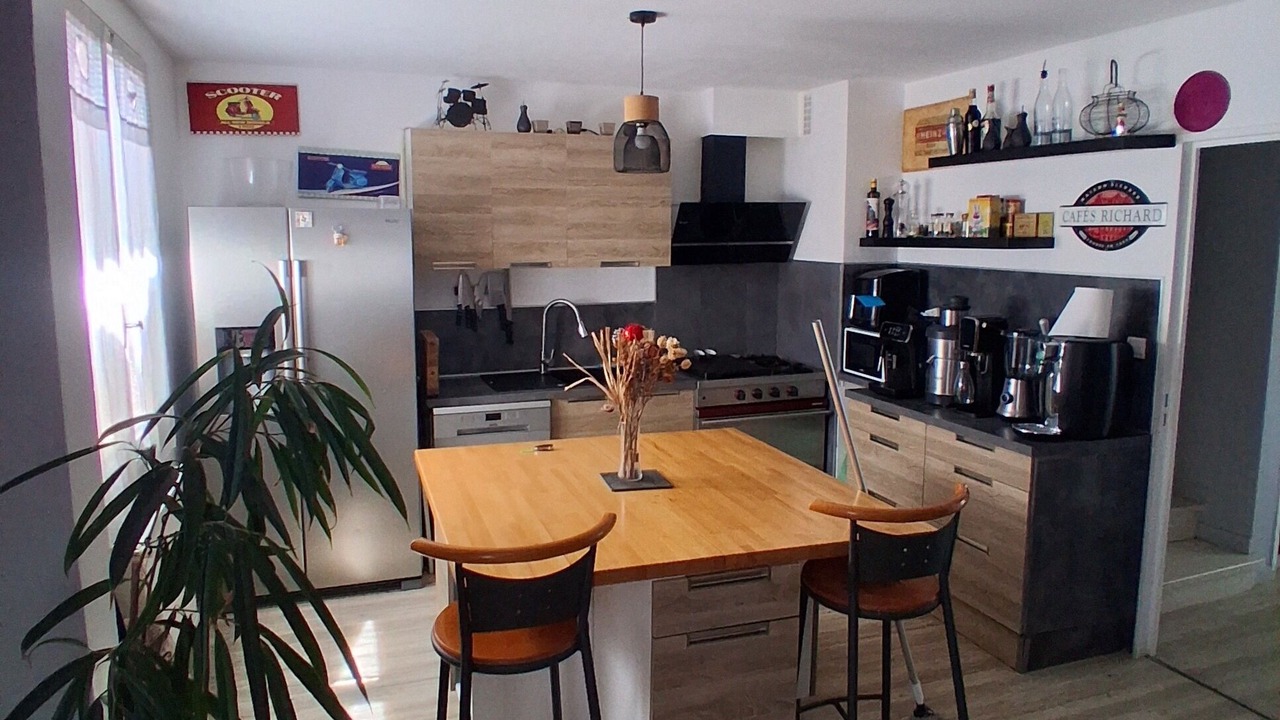 Photo of Kitchen in Villesequelande