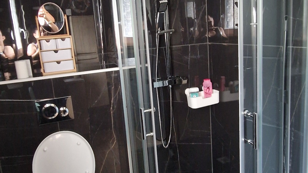 Photo of Bathroom in Ludies