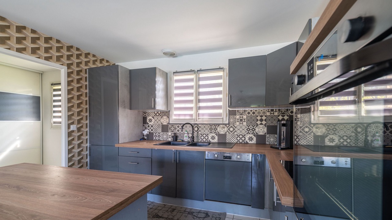 Photo of Kitchen in Parentis-en-Born