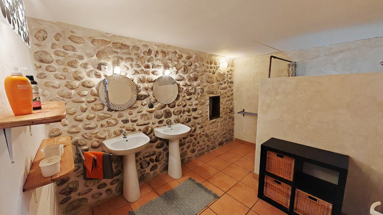 Photo of Bathroom in Saint-Didier-sous-Aubenas
