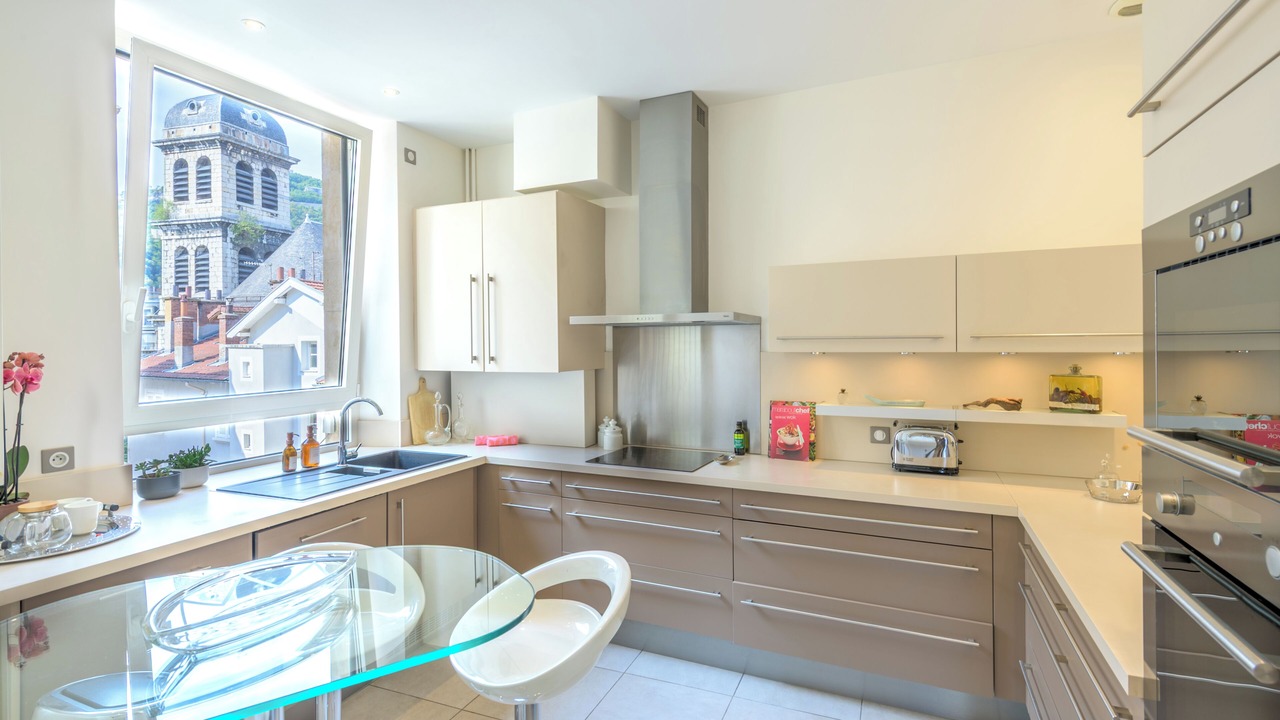 Photo of Kitchen in Secteur 2