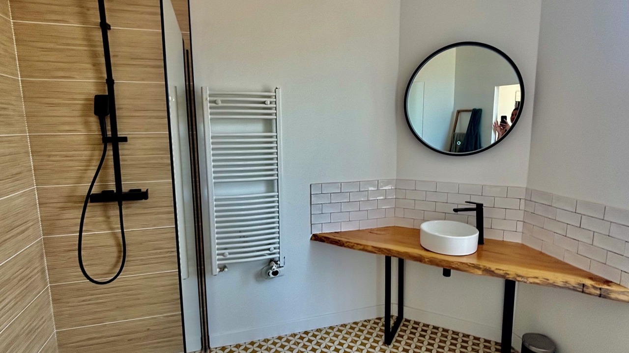 Photo of Bathroom in Floirac