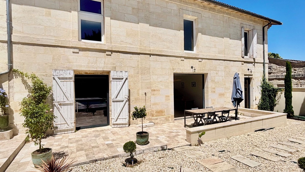 Photo of Outdoor in Floirac