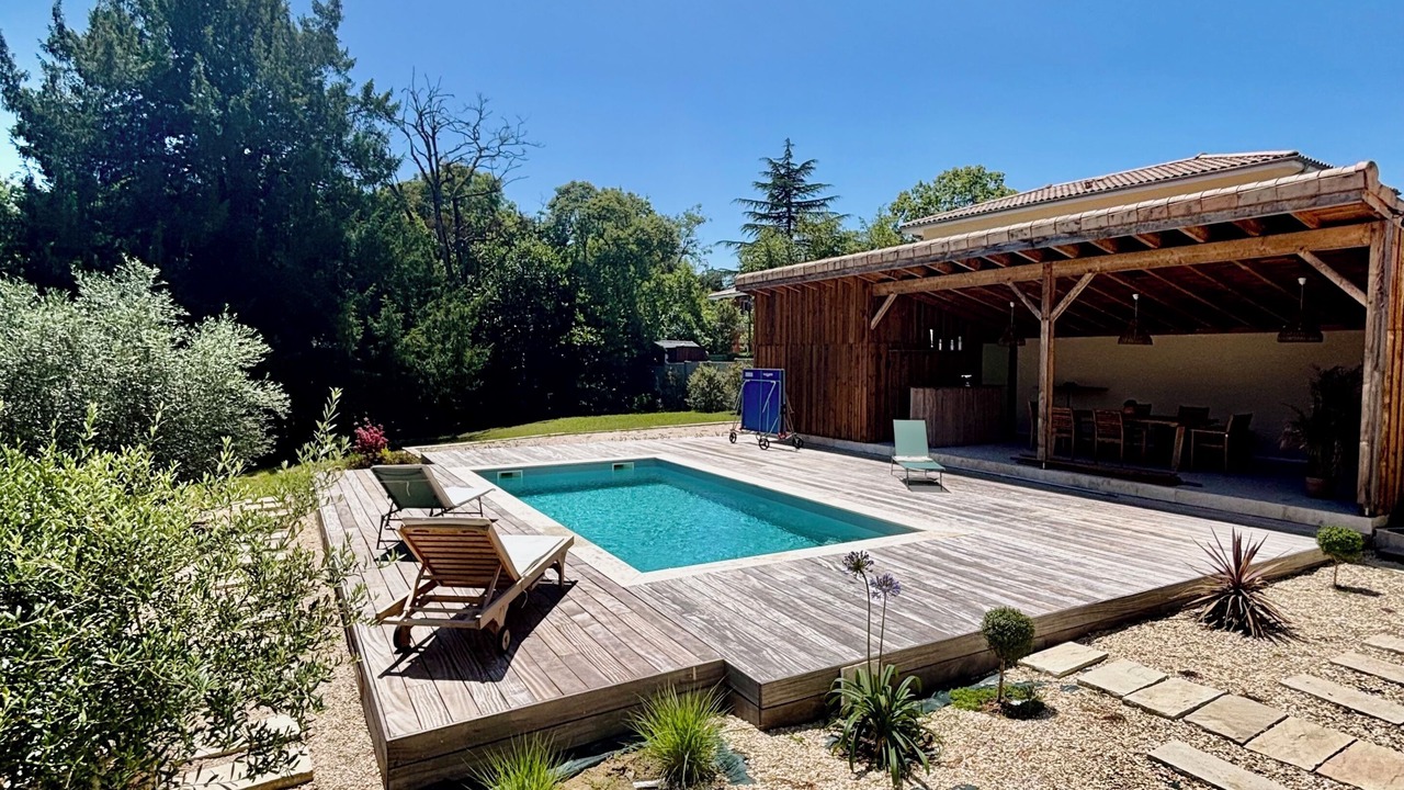Photo of Outdoor in Floirac