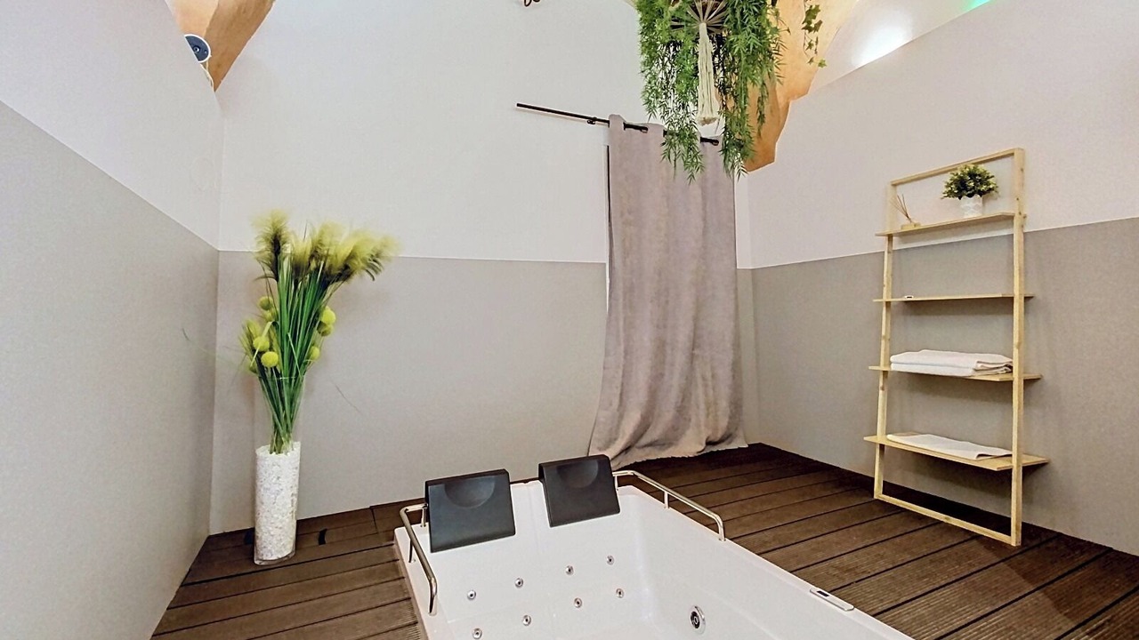 Photo of Bathroom in Le Puy-en-Velay