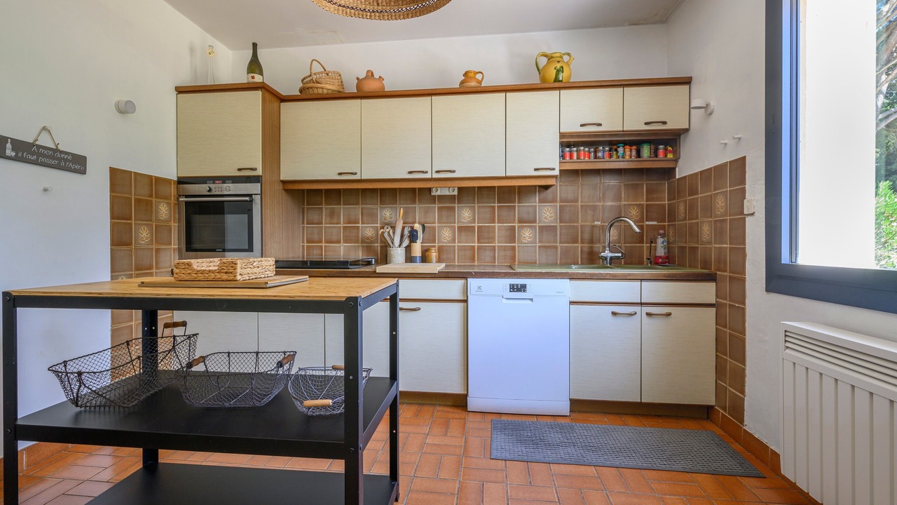 Photo of Kitchen in Entraigues-sur-la-Sorgue