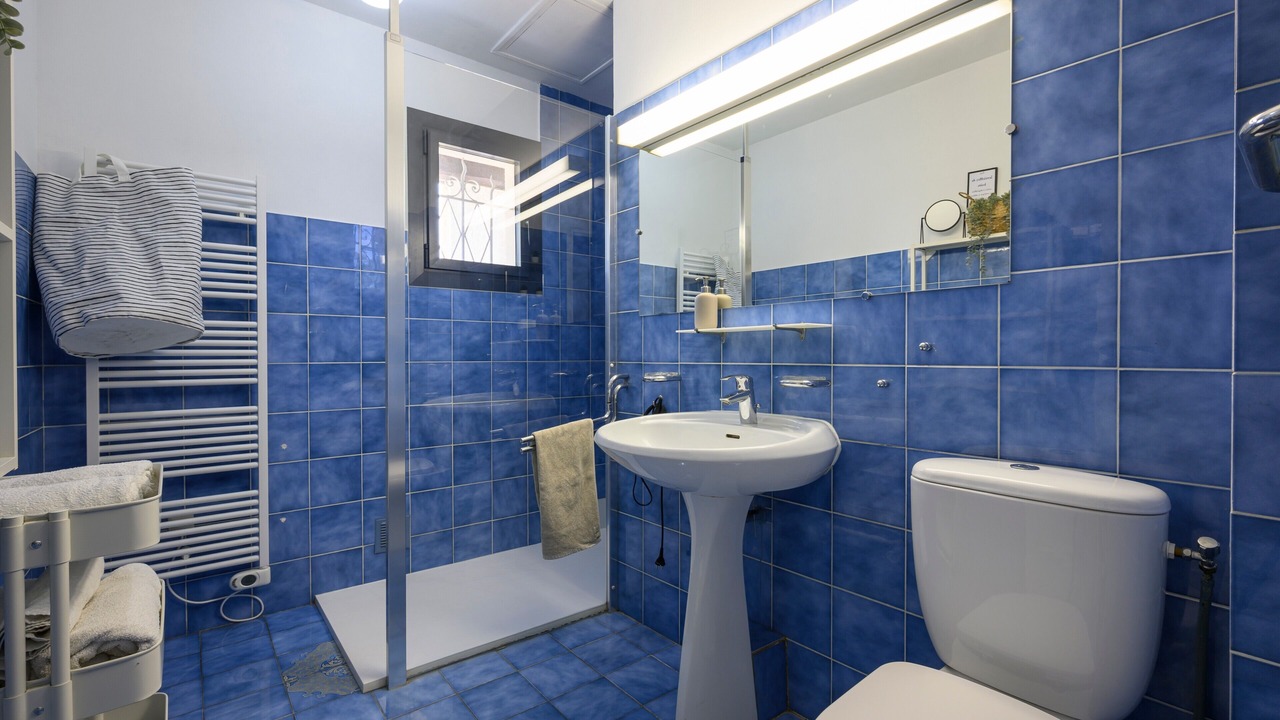Photo of Bathroom in Entraigues-sur-la-Sorgue