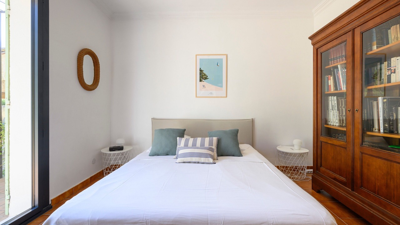 Photo of Bedroom in Entraigues-sur-la-Sorgue