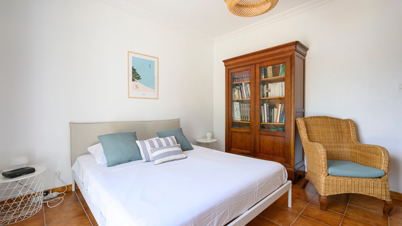 Photo of Bedroom in Entraigues-sur-la-Sorgue