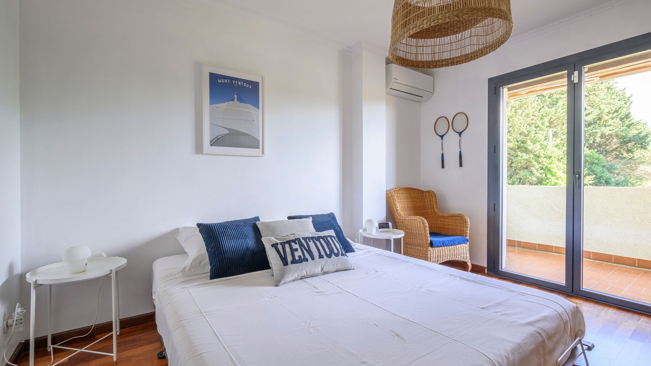 Photo of Bedroom in Entraigues-sur-la-Sorgue