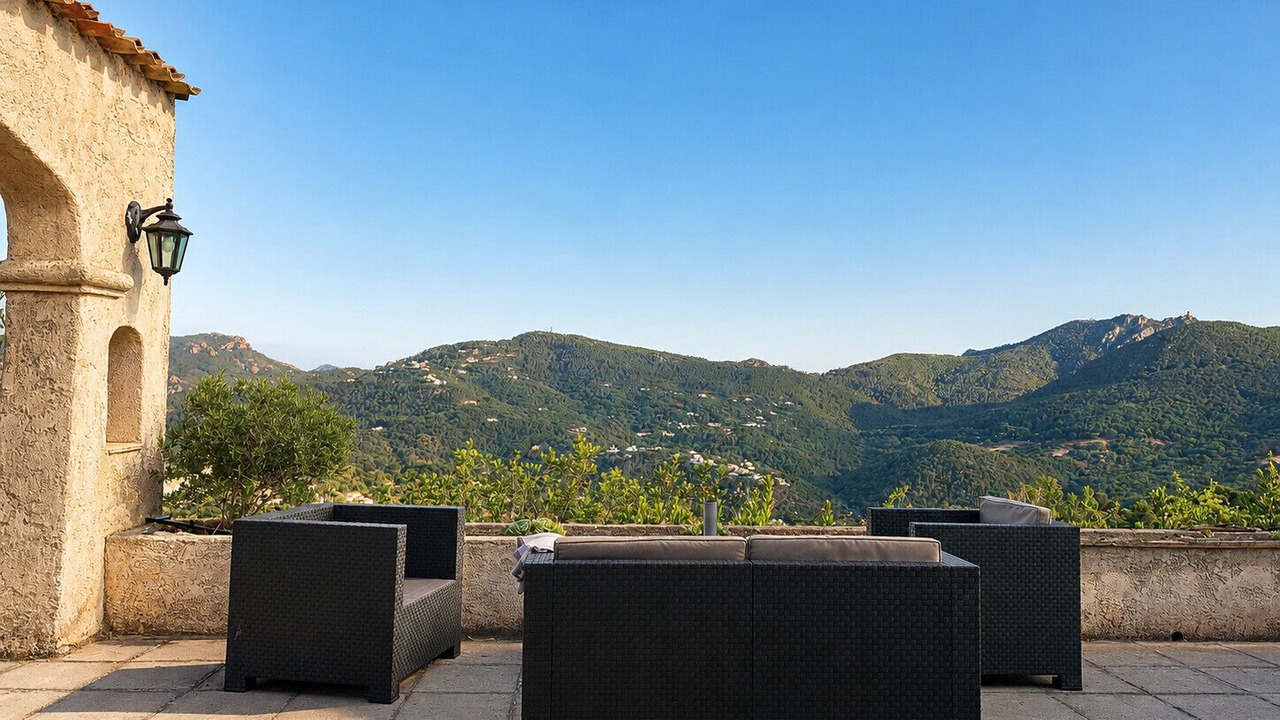 Photo of Patio Balcony in Les Adrets-de-l'Esterel