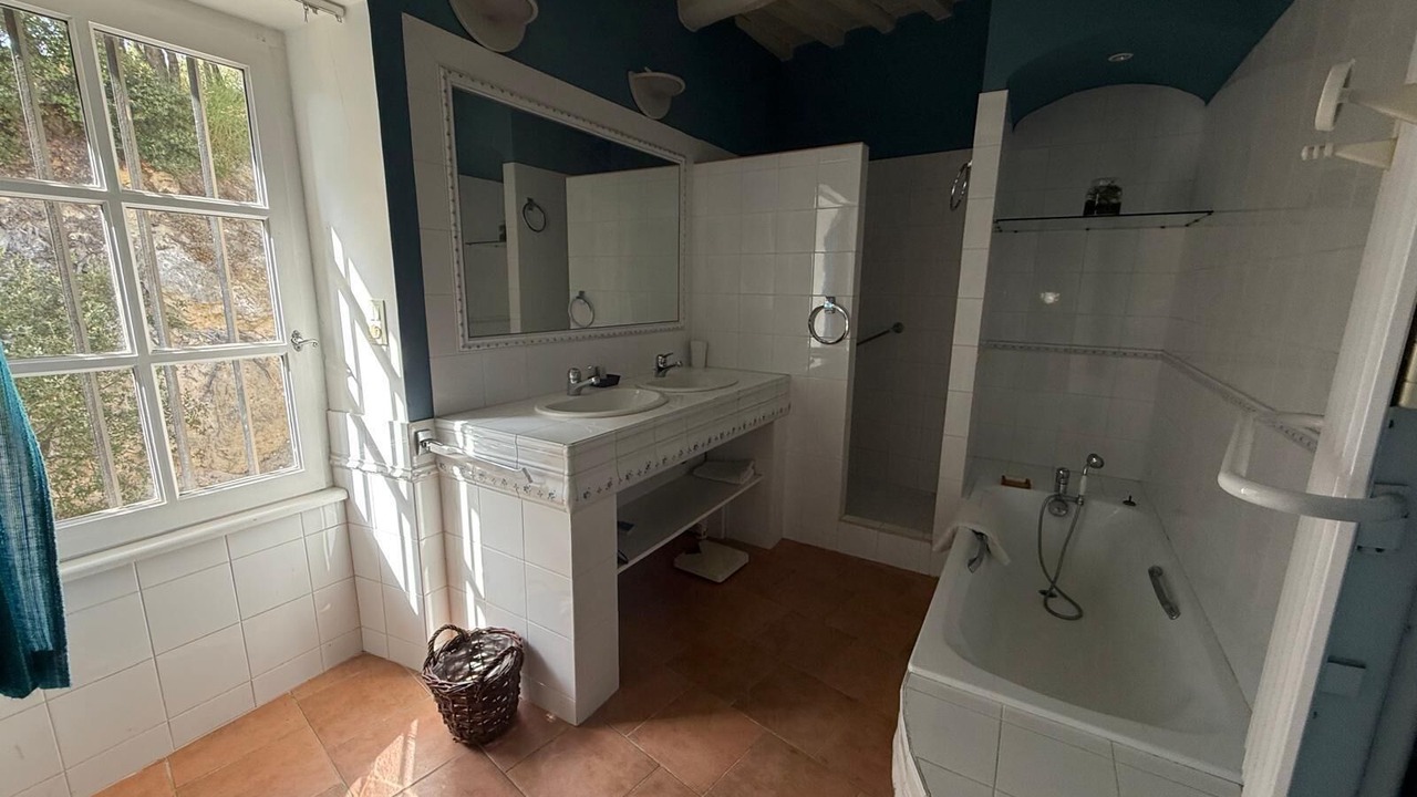 Photo of Bathroom in Grignan