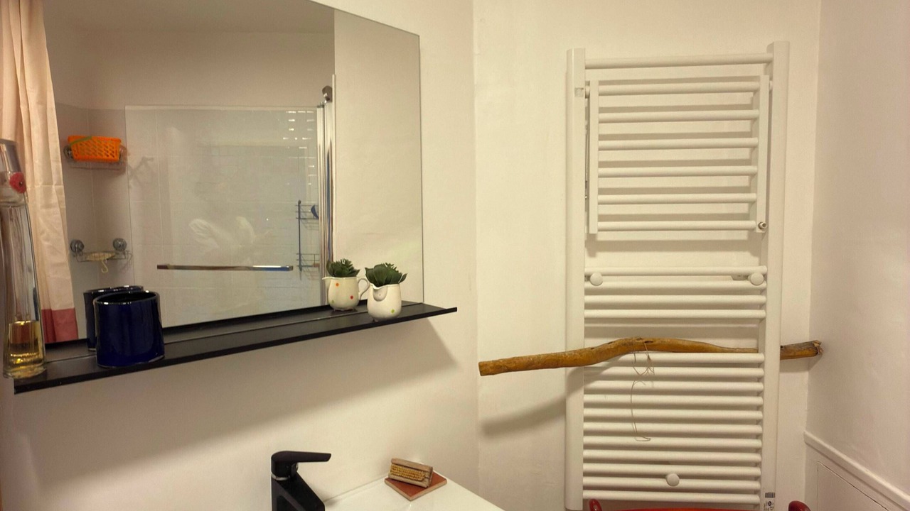 Photo of Bathroom in Beaux Arts-Boutonnet