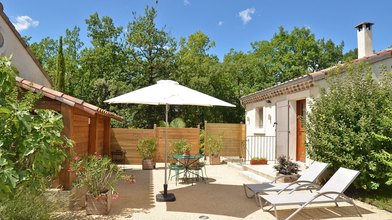 Photo of Patio Balcony in Mirabel-et-Blacons