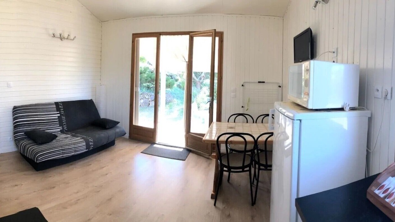Photo of Livingroom in Chambonas