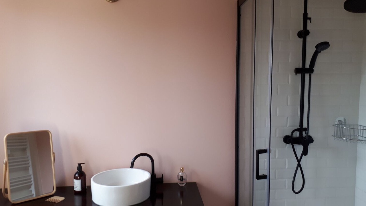 Photo of Bathroom in Junas