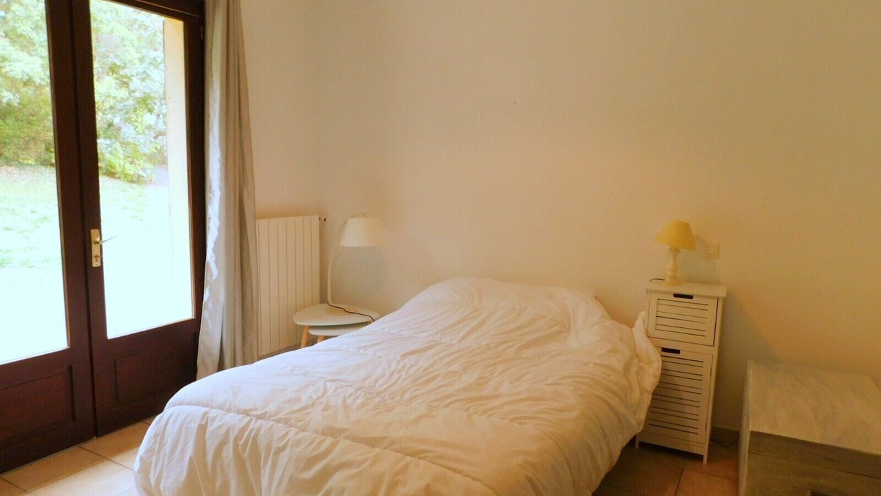 Photo of Bedroom in Cazaubon