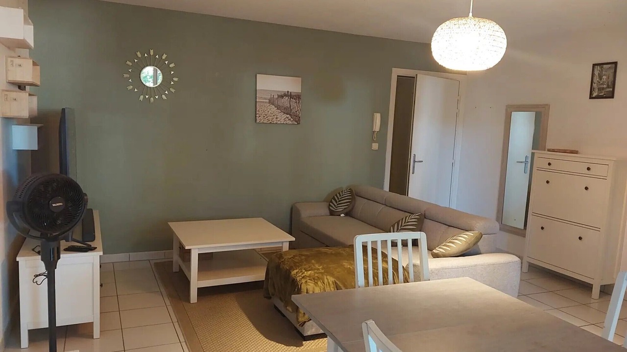 Photo of Livingroom in Saint-Andre-de-Cubzac
