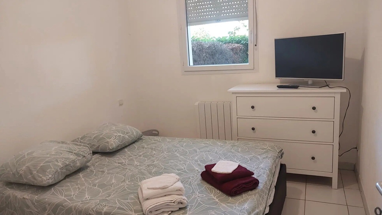 Photo of Bedroom in Saint-Andre-de-Cubzac