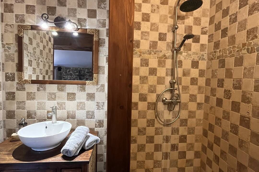 Photo of Bathroom in Saint-Hippolyte