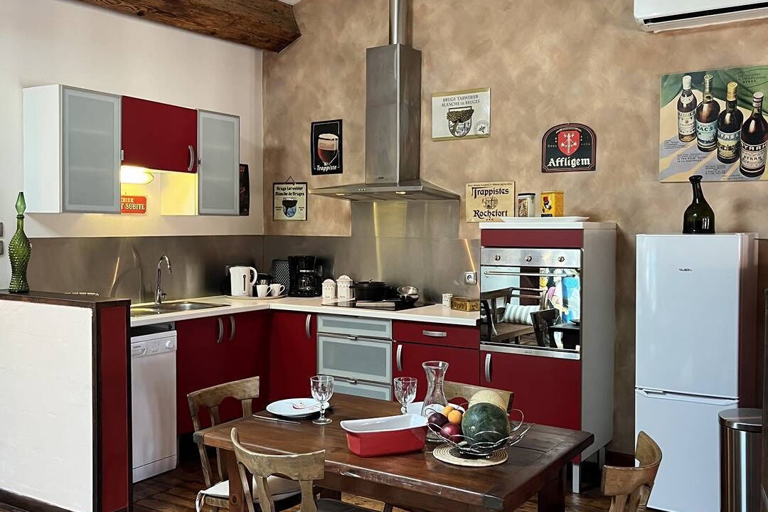 Photo of Kitchen in Saint-Hippolyte