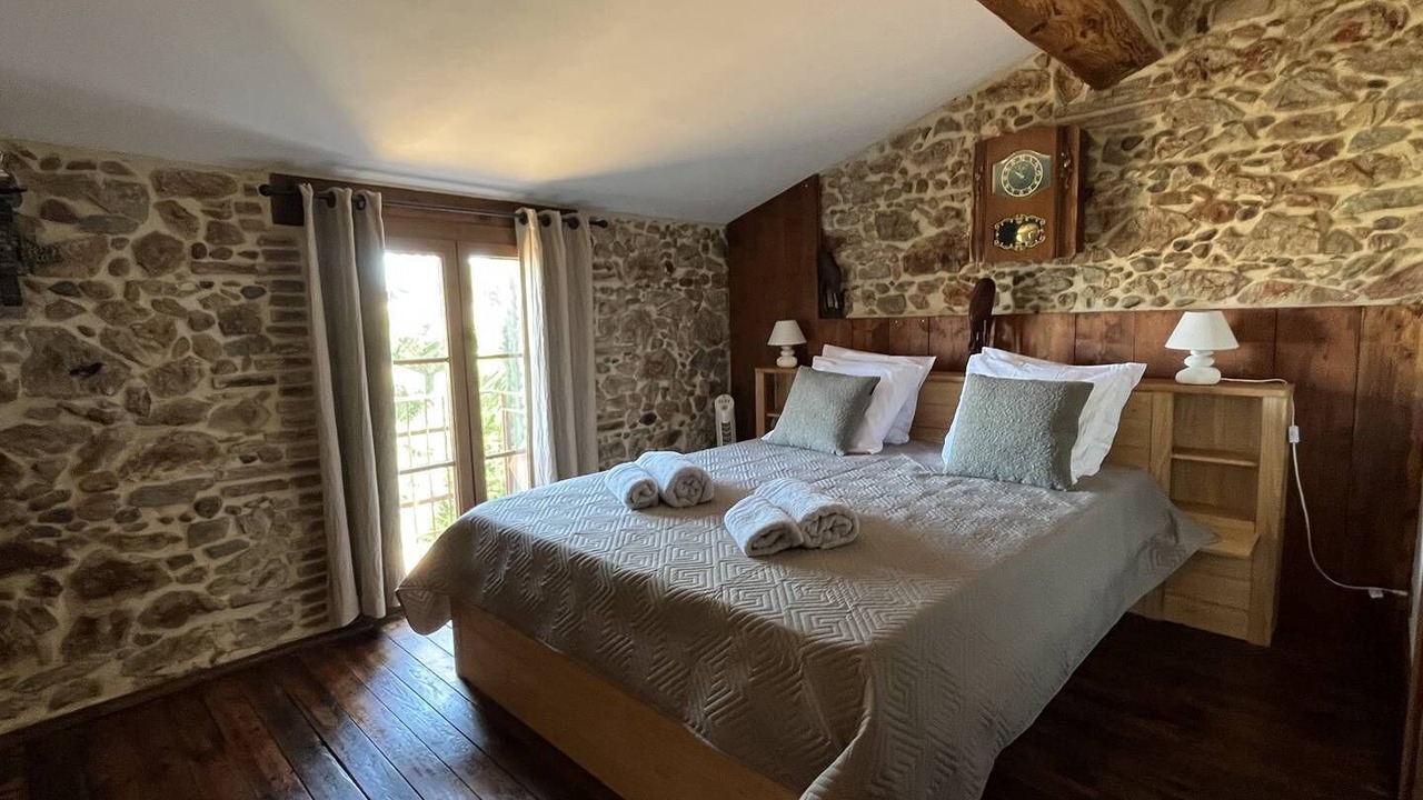 Photo of Bedroom in Saint-Hippolyte