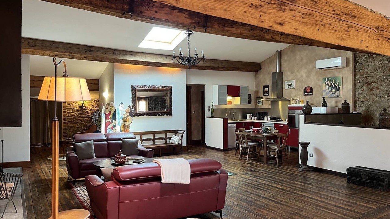 Photo of Livingroom in Saint-Hippolyte