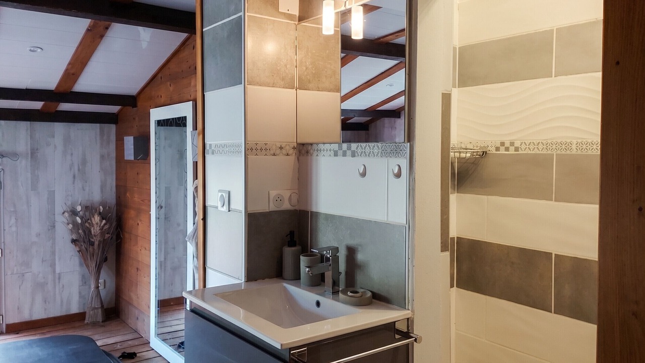 Photo of Bathroom in Bezaudun-sur-Bine