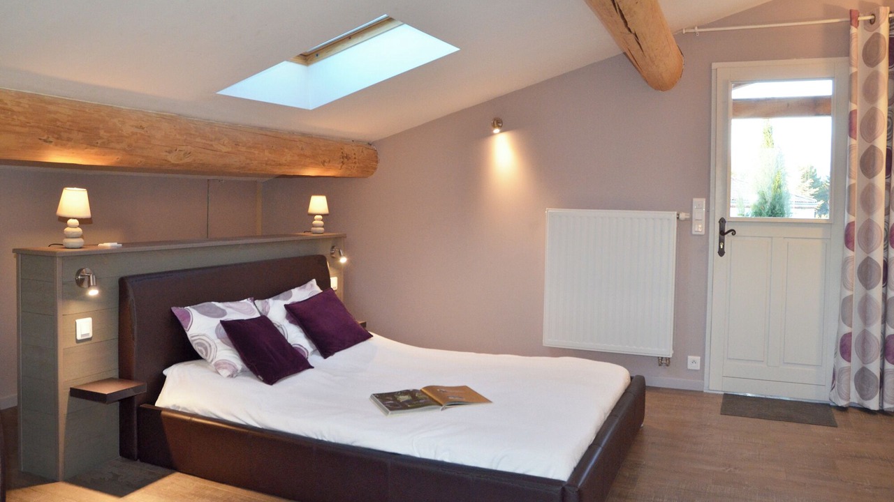 Photo of Bedroom in Mirabel-et-Blacons