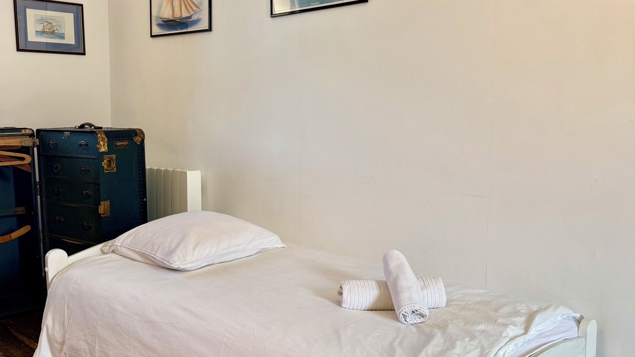 Photo of Bedroom in Boisseuil