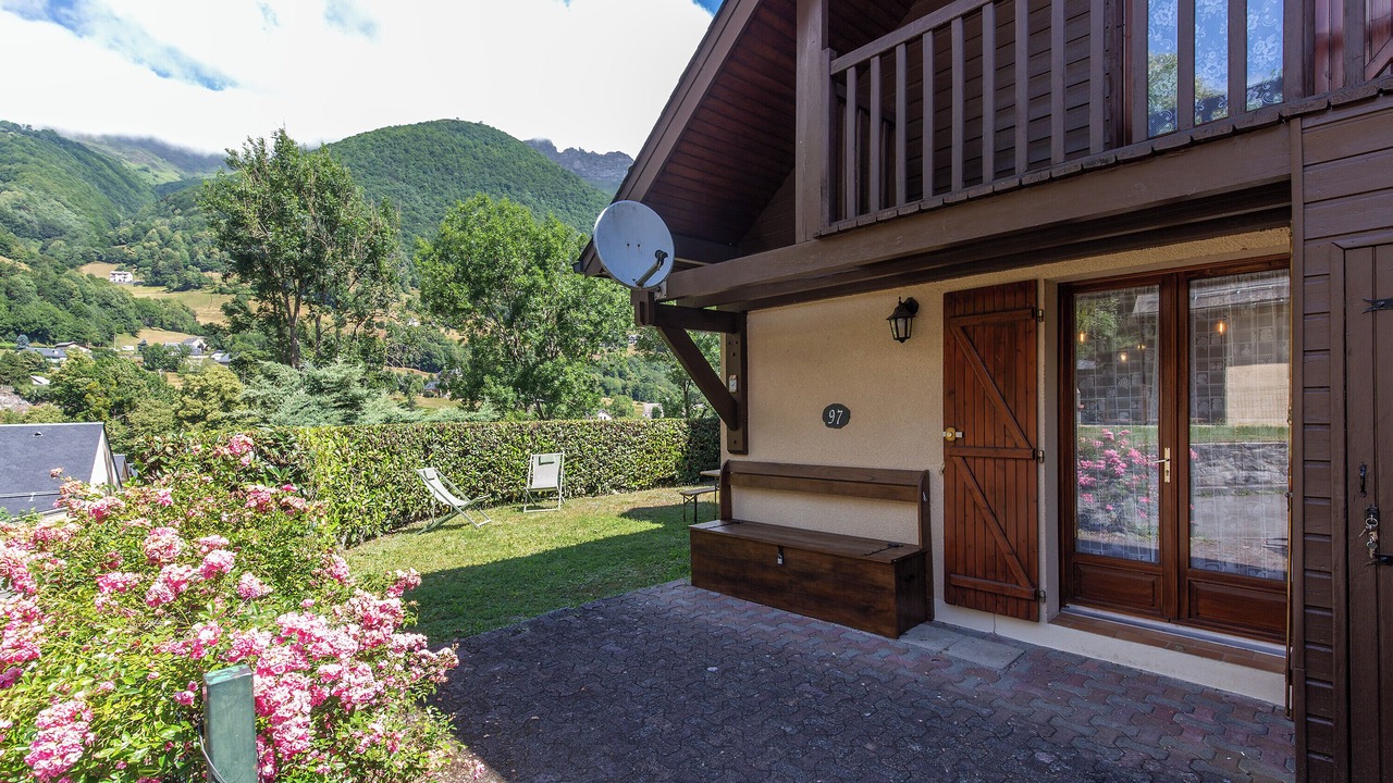Photo of Patio Balcony in Cauterets