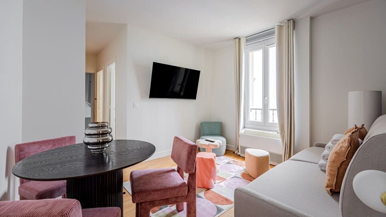 Photo of Livingroom in Champs-Elysees