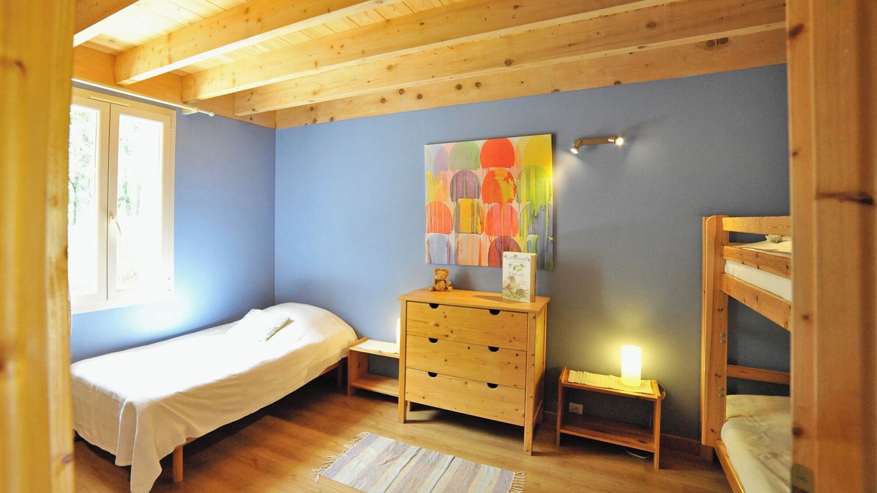 Photo of Bedroom in Mirabel-et-Blacons