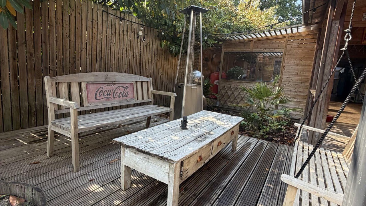 Photo of Patio Balcony in Pissos