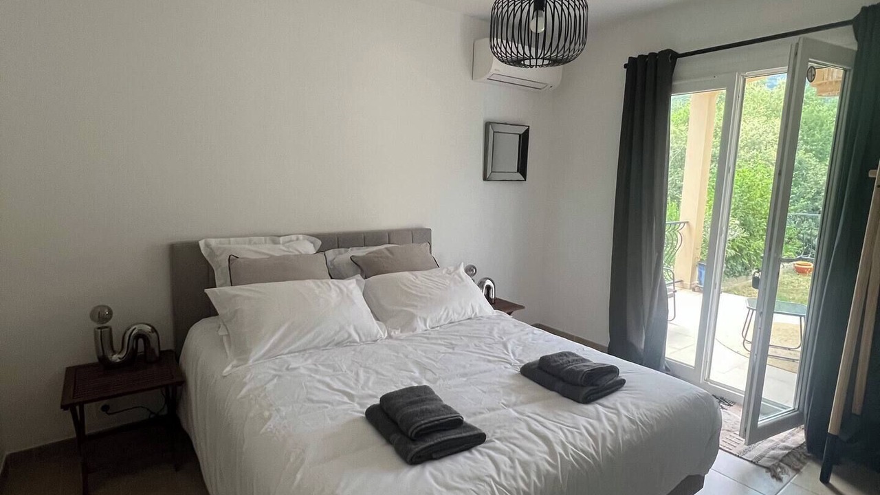 Photo of Bedroom in Villelongue-dels-Monts