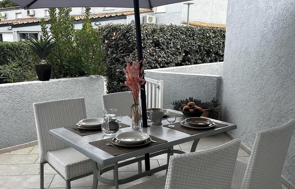 Photo of Patio Balcony in Saint-Cyprien Plage