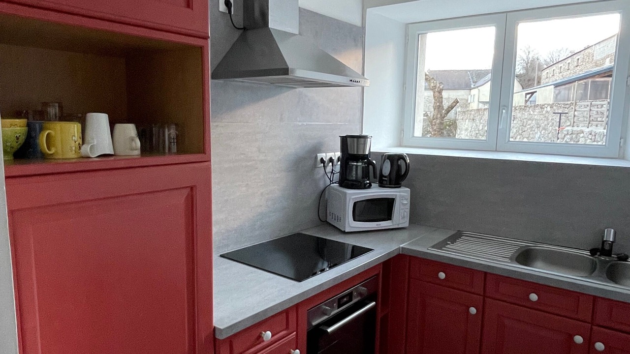 Photo of Kitchen in Saint-Sauveur-de-Ginestoux