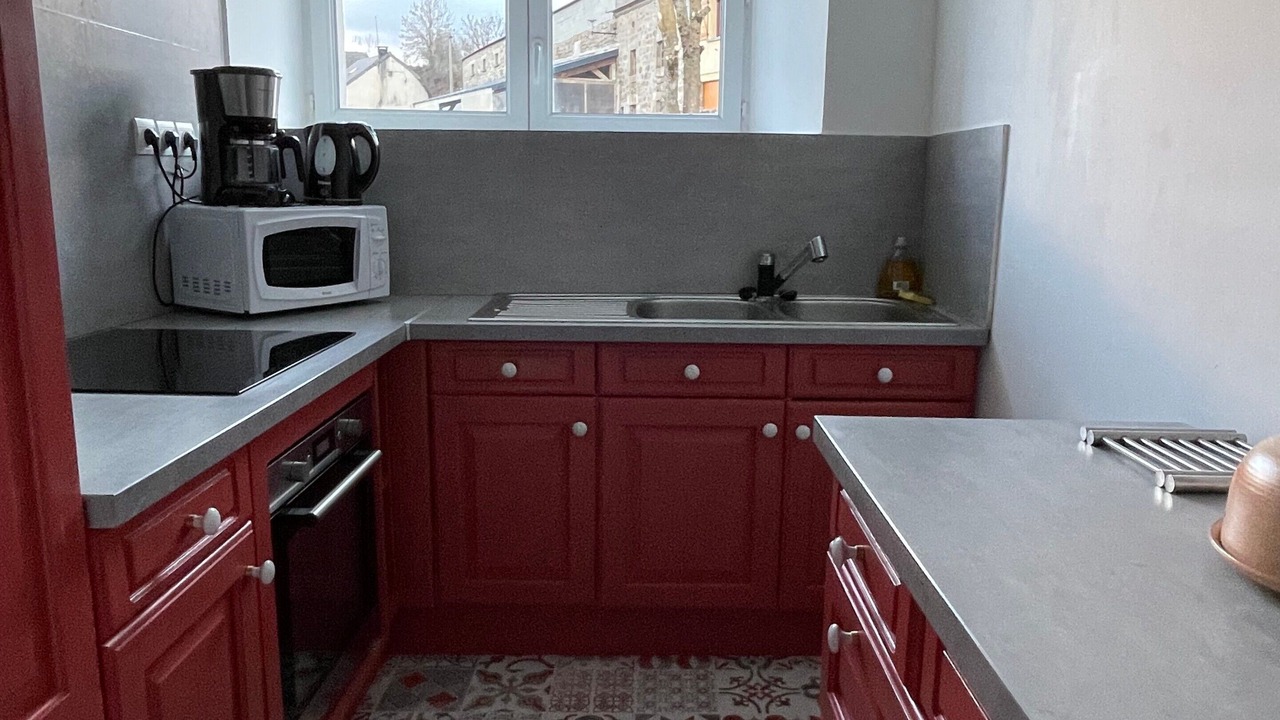 Photo of Kitchen in Saint-Sauveur-de-Ginestoux
