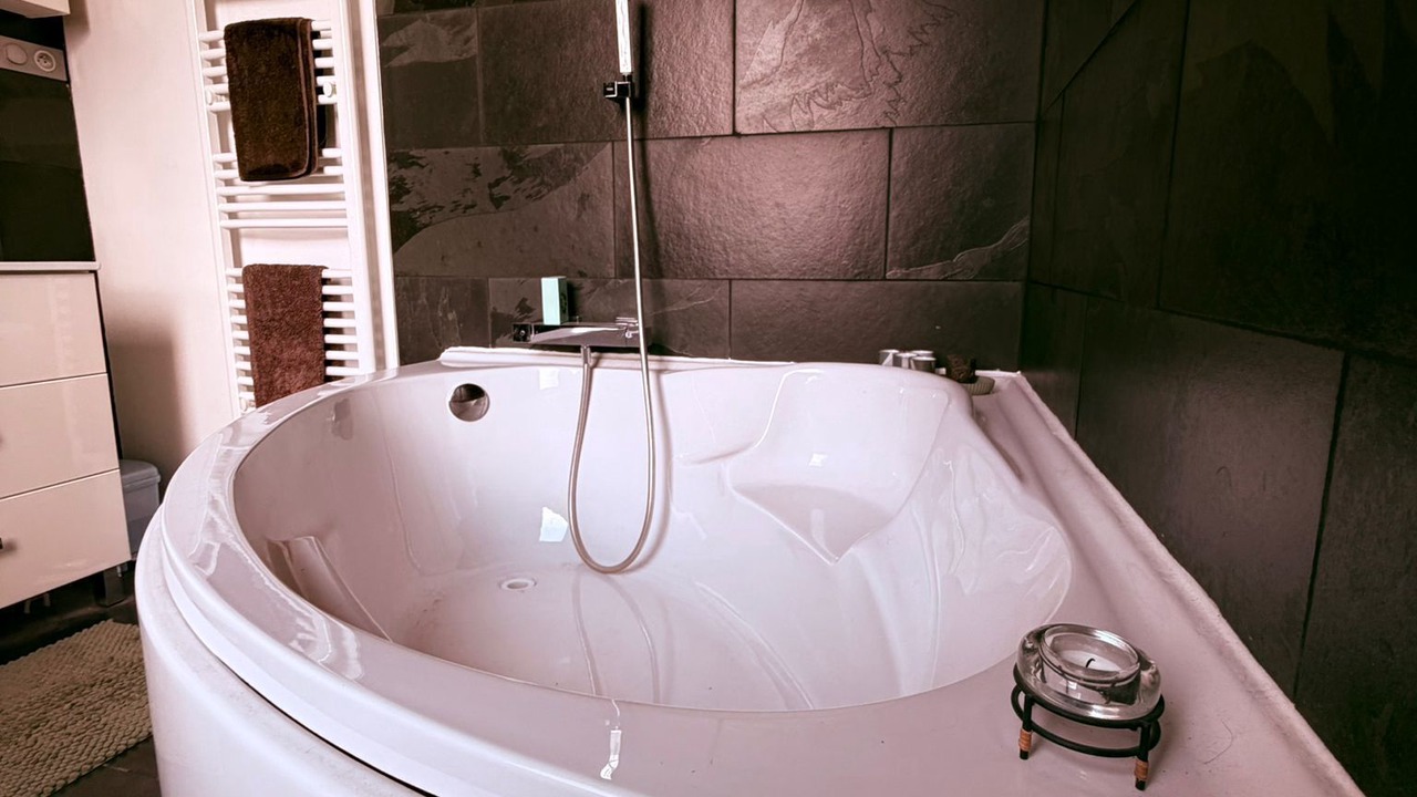 Photo of Bathroom in Rodez