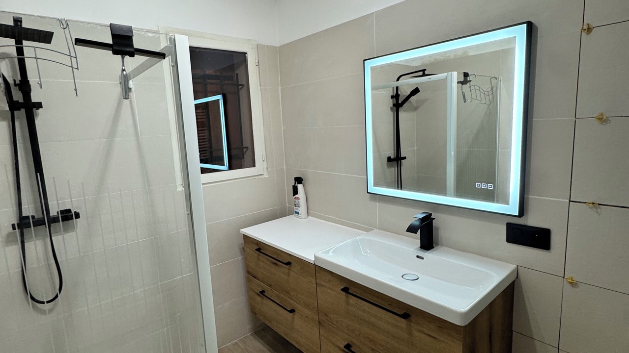 Photo of Bathroom in Saint-Eusebe-en-Champsaur