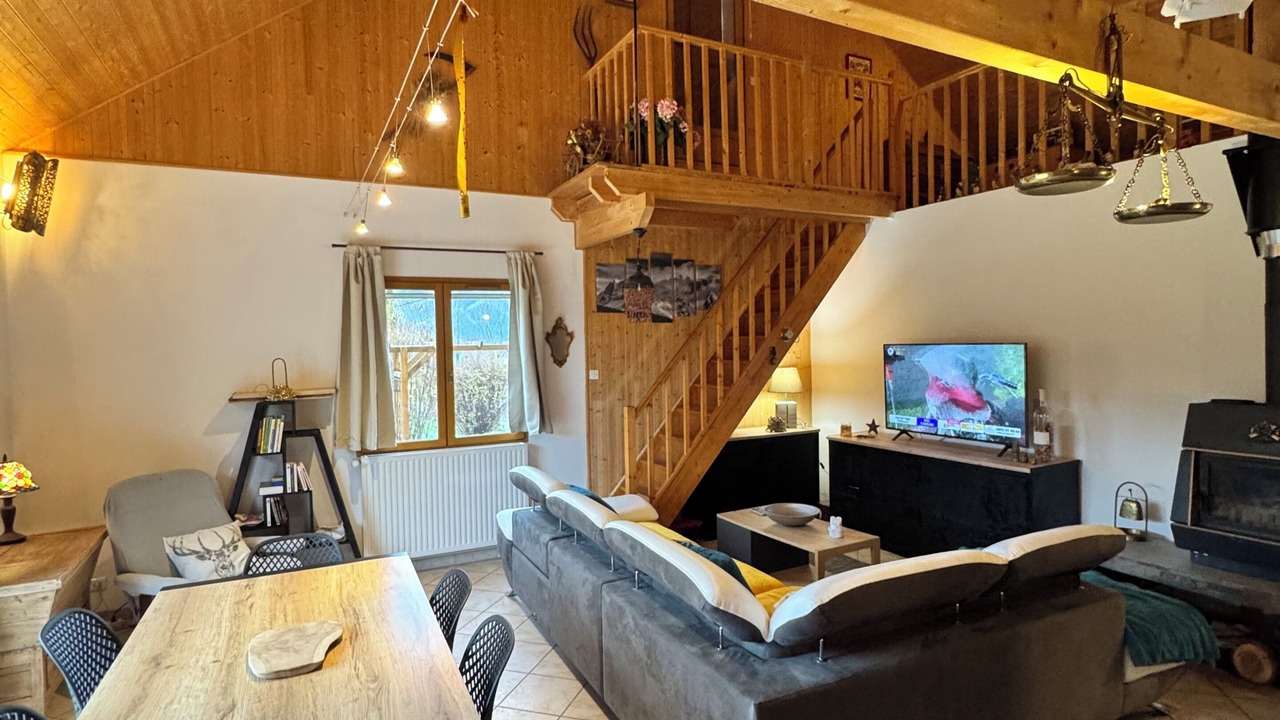 Photo of Livingroom in Saint-Eusebe-en-Champsaur