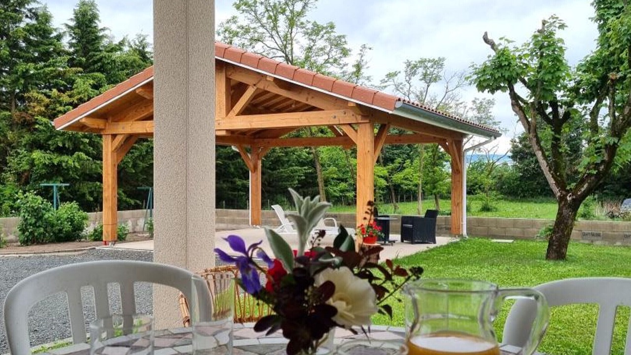 Photo of Outdoor in Boisset-les-Montrond