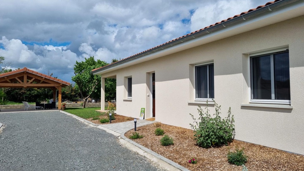 Photo of Outdoor in Boisset-les-Montrond