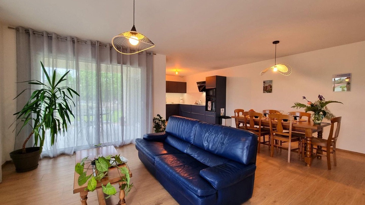Photo of Livingroom in Boisset-les-Montrond
