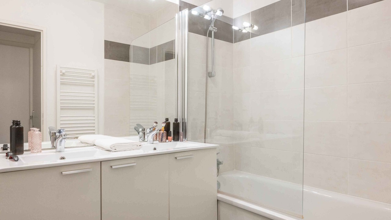 Photo of Bathroom in Saint-Mandrier-sur-Mer